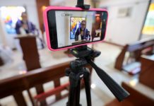 Ủy ban Phụng tự: Những lưu ý về trực tuyến Thánh Lễ