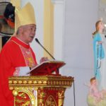 Đức Giám mục Anphong cử hành Lễ Lá khai mạc Tuần Thánh 2021