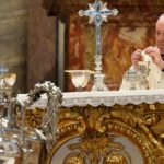 Đức Thánh Cha cử hành lễ truyền Dầu tại Vatican