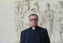 Niên trưởng tòa Rota: Cứu xét giải hôn phối còn quá chậm chạp