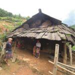 Long đong phận người