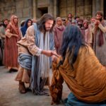 Ai người vô tội? Ai người không tội? Hãy ném … hãy ném chết tội đồ nhân gian