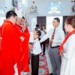 Giáo xứ Hiền Môn: 61 em lãnh nhận Bí tích Thêm sức & khai mạc tuần chầu lượt