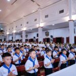 Giáo xứ Cự Tân: 63 em hạnh phúc lần đầu rước Chúa Giêsu Thánh Thể