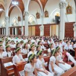 Giáo xứ Cửa Lò: Ngày hồng phúc – 61 em xưng tội và rước lễ lần đầu