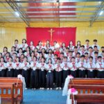 Thánh lễ ban bí tích Thêm Sức tại giáo xứ Phú Yên